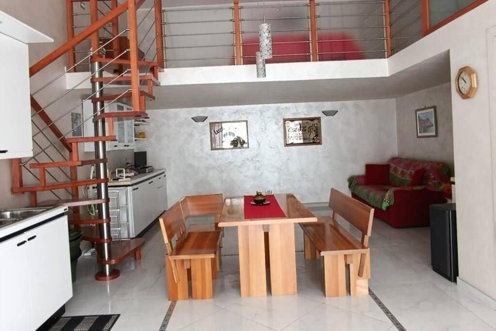 Casa Vacanza Raggio Di Sole Giovinazzo Luaran gambar