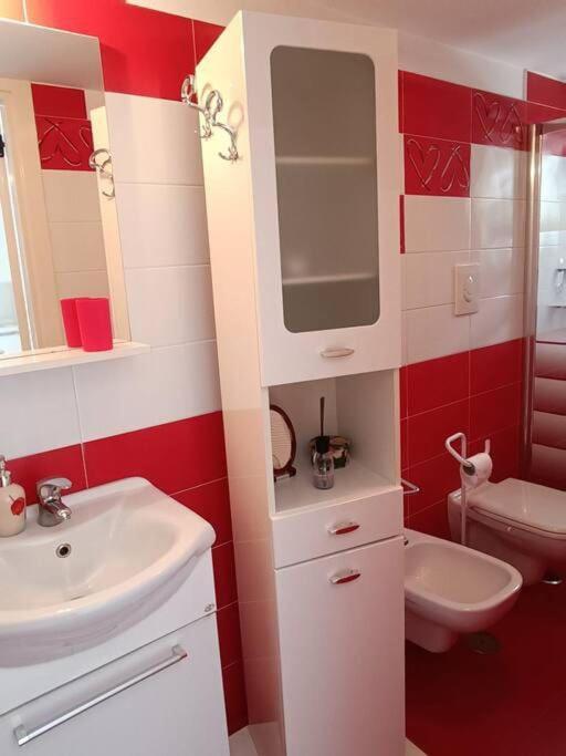 Casa Vacanza Raggio Di Sole Giovinazzo Luaran gambar